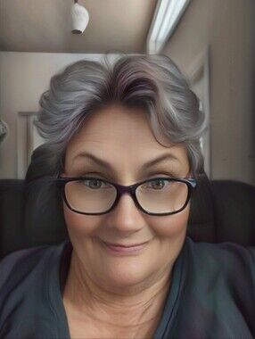 Meet your Posher, Jo-layne